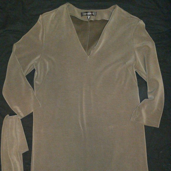 4/$20 | Dynamite Green Tunic Dress with material belt - Picture 1 of 7